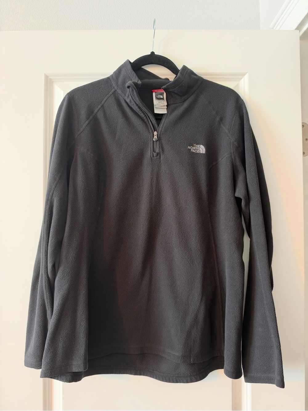 The North Face Women's Black Quarter-Zip Fleece Pullover
